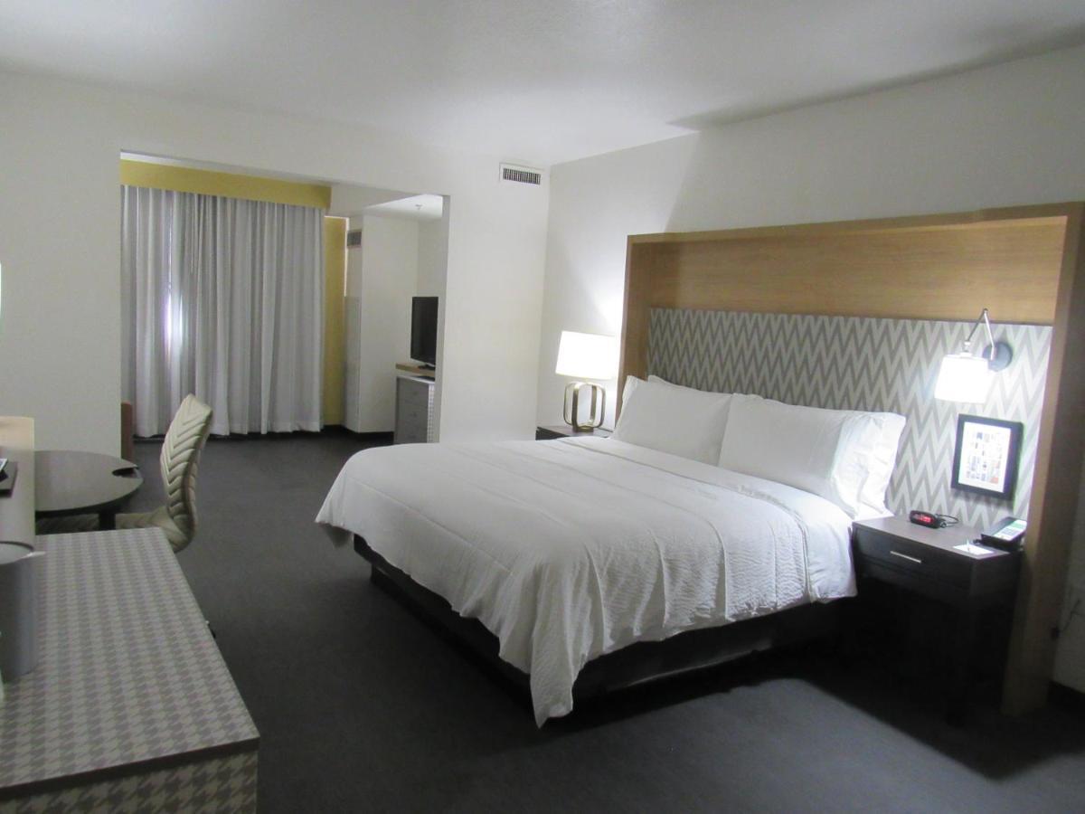 Holiday Inn Orlando International Dr-Icon By Ihg Williamsburg Екстериор снимка