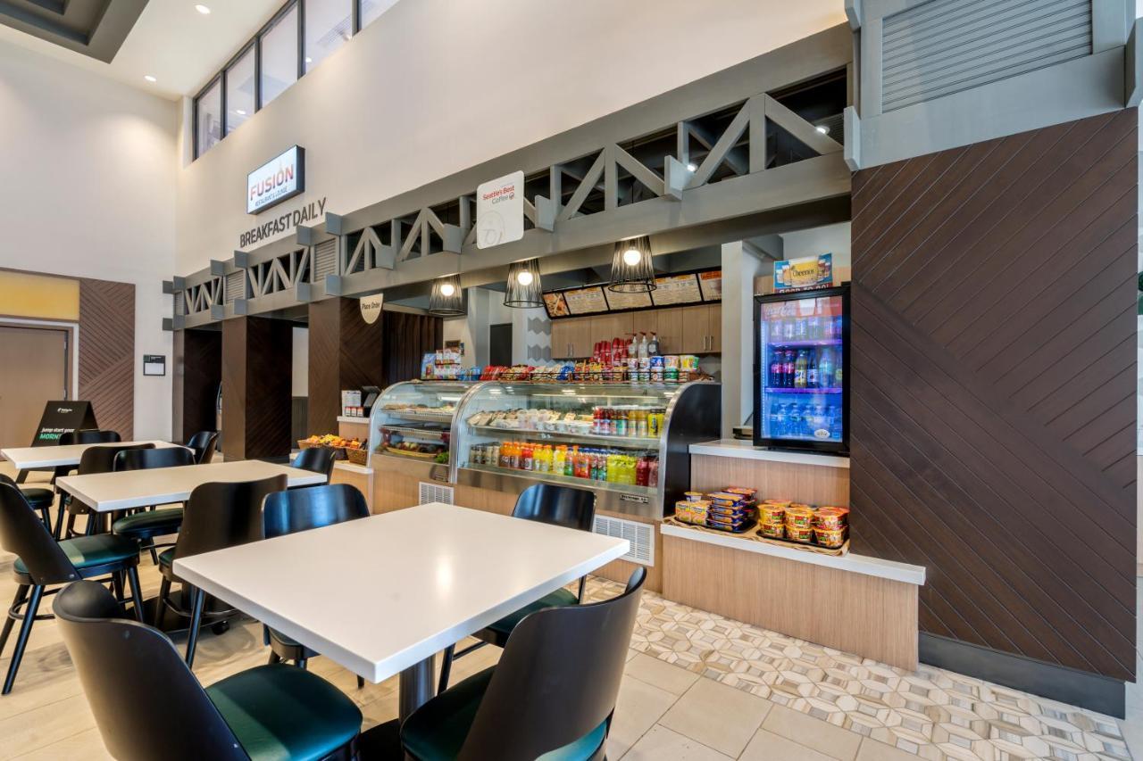 Holiday Inn Orlando International Dr-Icon By Ihg Williamsburg Екстериор снимка